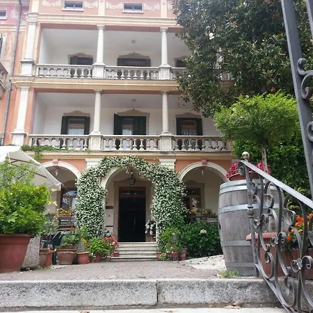 Hotel Villa Rosa-3